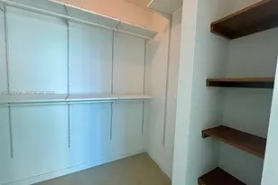 300 S Biscayne Blvd, Miami, FL 33131 - Photo 12