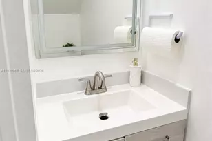 401 SW 109th Ave, Miami, FL 33174 - Photo 14