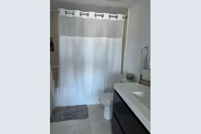 185 SW 7th St #3209, Miami, FL 33130 - Photo 18