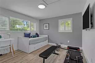95 Shore Dr W, Miami, FL 33133 - Photo 12