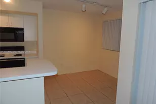 2600 S University Dr, Davie, FL 33328 - Photo 4