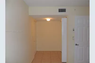 2600 S University Dr #103, Davie, FL 33328 - Photo 2