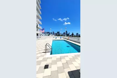 900 SW 8th St #1501, Miami, FL 33130 - Photo 14