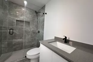 931 NW 1st St, Miami, FL 33128 - Photo 12