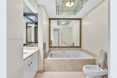 10101 Collins Ave #18C + CABANA, Bal Harbour, FL 33154 - Photo 32