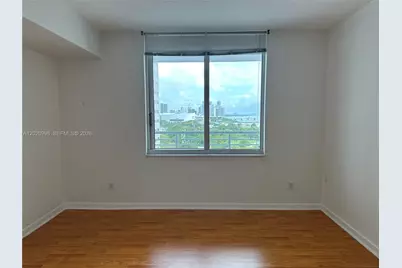 325 S Biscayne Bl #1516, Miami, FL 33131 - Photo 8