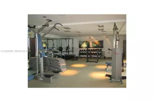 325 S Biscayne Bl, Miami, FL 33131 - Photo 14