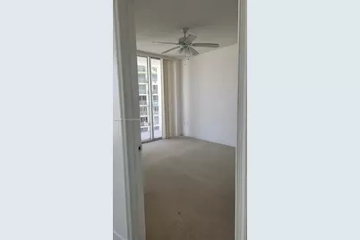 1750 N Bayshore Dr #3311, Miami, FL 33132 - Photo 12