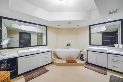 6000 Island Blvd #1801, Aventura, FL 33160 - Photo 24
