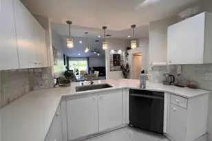 1590 Orion Ln, Weston, FL 33327 - Photo 4