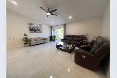 1590 Orion Ln, Weston, FL 33327 - Photo 10