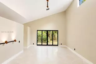 2765 NE 35th Dr, Fort Lauderdale, FL 33308 - Photo 22