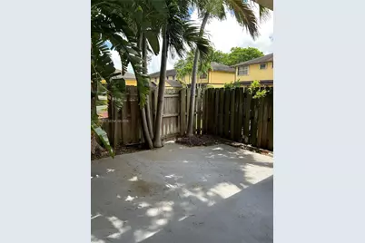 1136 NE 210th Ter #1136, Miami, FL 33179 - Photo 8