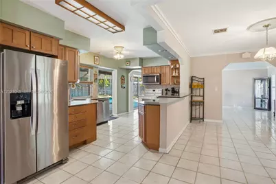 8495 SW 160th St, Palmetto Bay, FL 33157 - Photo 4