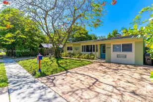 2340 SW 15th St, Fort Lauderdale, FL 33312 - Photo 2
