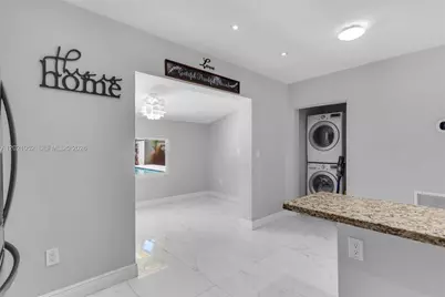 2340 SW 15th St, Fort Lauderdale, FL 33312 - Photo 10