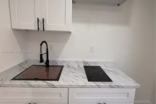 16536 SW 54th St, Miami, FL 33185 - Photo 10