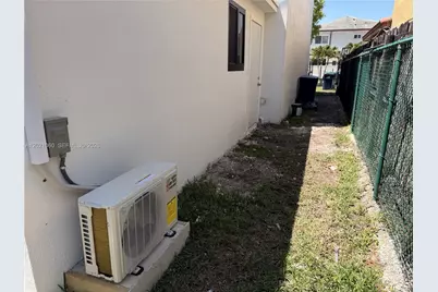 16536 SW 54th St #1, Miami, FL 33185 - Photo 2