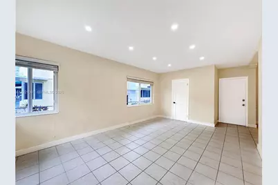 965 Bay Dr #6, Miami Beach, FL 33141 - Photo 6