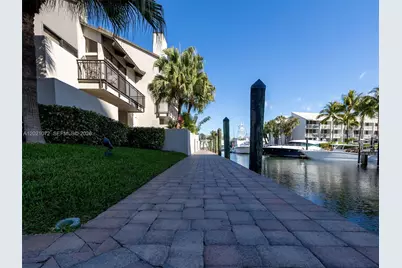 19 Port Side Dr #19C, Fort Lauderdale, FL 33316 - Photo 4