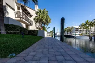 19 Portside Dr, Fort Lauderdale, FL 33316 - Photo 4