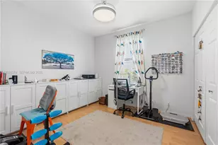 16350 SW 11th St, Pembroke Pines, FL 33027 - Photo 42