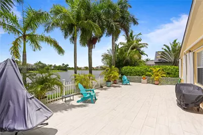 16350 SW 11th St, Pembroke Pines, FL 33027 - Photo 56