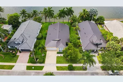 16350 SW 11th St, Pembroke Pines, FL 33027 - Photo 12