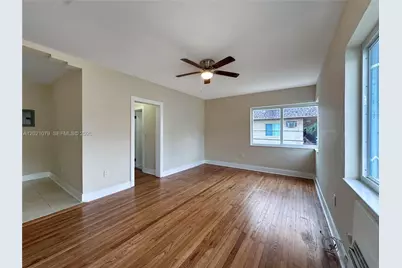 965 Bay Dr #8, Miami Beach, FL 33141 - Photo 4