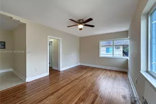 965 Bay Dr, Miami Beach, FL 33141 - Photo 4