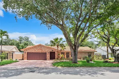 11111 NW 7th St, Coral Springs, FL 33071 - Photo 1