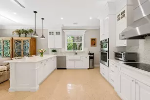 442 Ridgewood Rd, Key Biscayne, FL 33149 - Photo 16