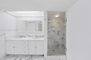 400 South Pointe Dr, Miami Beach, FL 33139 - Photo 26