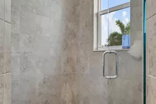 12427 NW 18th Ct, Pembroke Pines, FL 33028 - Photo 36