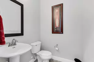 12427 NW 18th Ct, Pembroke Pines, FL 33028 - Photo 24