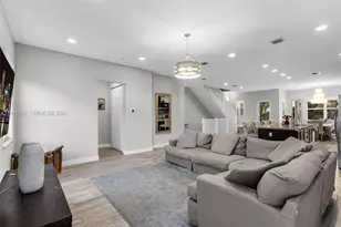 12427 NW 18th Ct, Pembroke Pines, FL 33028 - Photo 18