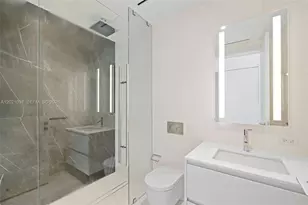 300 Biscayne Blvd Way, Miami, FL 33131 - Photo 32
