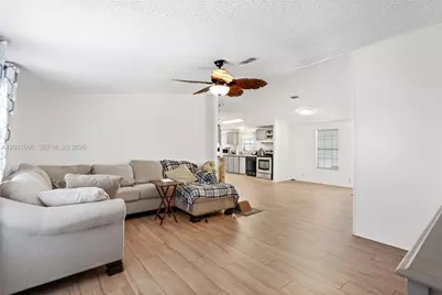 7717 SE Swan Ave, Hobe Sound, FL 33455 - Photo 16