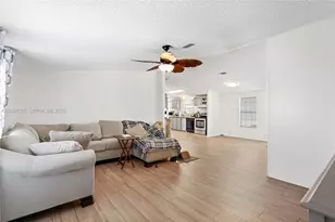 7717 SE Swan Ave, Hobe Sound, FL 33455 - Photo 16