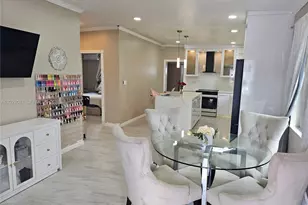 528 NW 10th St, Florida City, FL 33034 - Photo 2
