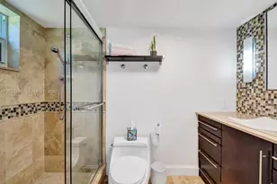 1025 SE 3rd Ave, Dania Beach, FL 33004 - Photo 16