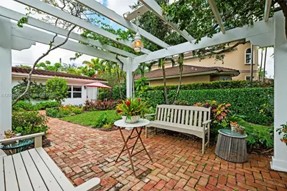 37 Deer Run, Miami Springs, FL 33166 - Photo 48