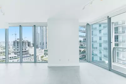 888 Biscayne Blvd #2212, Miami, FL 33132 - Photo 10