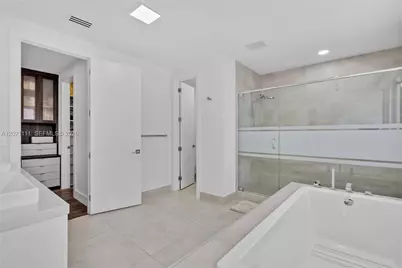 10267 NW 75th Ter, Doral, FL 33178 - Photo 50