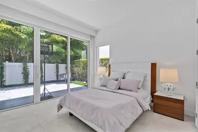 10267 NW 75th Ter, Doral, FL 33178 - Photo 36