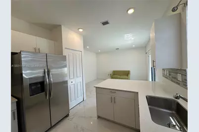 20352 NW 6th Ave, Miami Gardens, FL 33169 - Photo 8