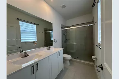 20352 NW 6th Ave, Miami Gardens, FL 33169 - Photo 14