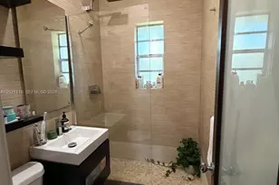 1551 Meridian Ave, Miami Beach, FL 33139 - Photo 18