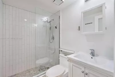 325 Meridian Ave #5, Miami Beach, FL 33139 - Photo 20