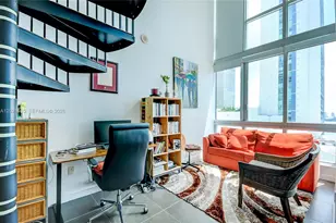 300 S Biscayne Bluv, Miami, FL 33131 - Photo 10